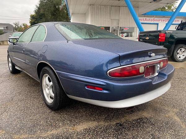 1995 Buick Riviera Coupe - - by dealer - vehicle for sale in Wyoming , MI – photo 4