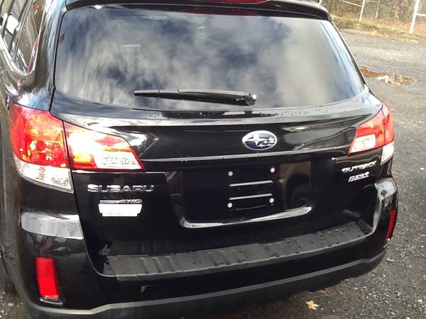 2011 Subaru Outback - cars & trucks - by dealer - vehicle automotive... for sale in Englishtown, NJ – photo 5