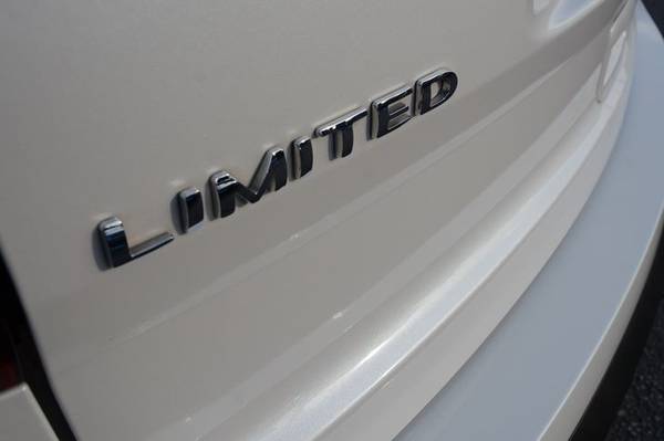 2013 Ford Explorer Limited suv White Platinum Metallic Tri-coat for sale in Montclair, CA – photo 22