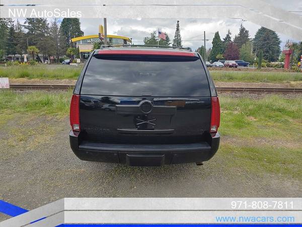 2007 Cadillac Escalade ESV AWD Blackout package 22 inch wheels 109K for sale in Beaverton, OR – photo 3