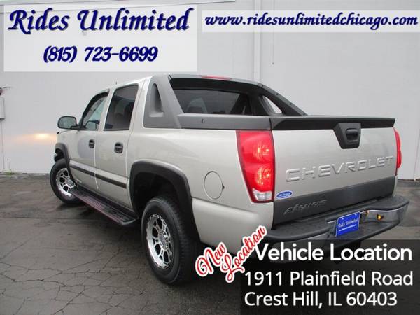 2005 Chevrolet Avalanche 1500 LS 4dr 1500 LS Crew Cab SB - cars & for sale in Crest Hill, IL – photo 4