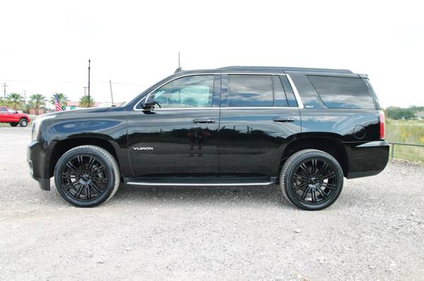 2017 GMC YUKON SLT 4X4 - LOADED - 22s - BLK ON BLK - NAV - LOW... for sale in Liberty Hill, AR – photo 5
