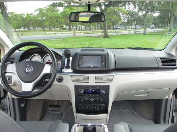 2009 VW Routan SEL Mini Van 40K Low Miles 1-Owner Clean Title DVD Cam for sale in Fort Lauderdale, FL – photo 11
