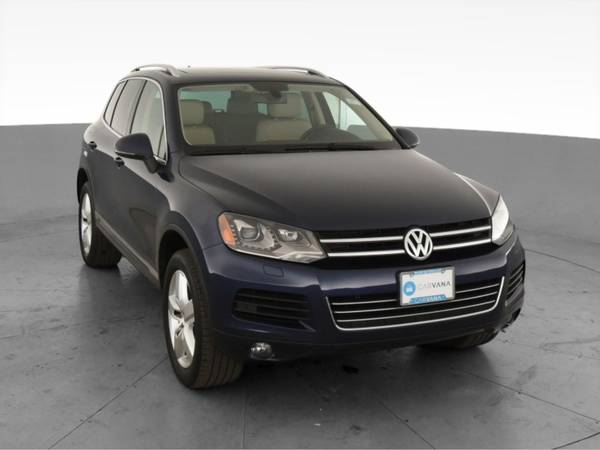 2011 VW Volkswagen Touareg VR6 Lux Sport Utility 4D suv Blue -... for sale in Chicago, IL – photo 16