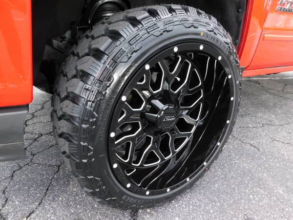 1 OWNR LIFTED 17 CHEVY SILVERADO 1500 LT Z71 CREW 22X12 *NEW 33... for sale in KERNERSVILLE, NC – photo 24