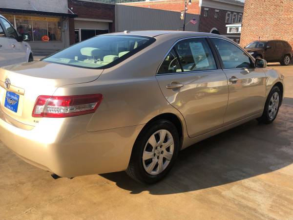 2010 TOYOTA CAMRY LE ONE OWNER VERY CLEAN for sale in Erwin, TN – photo 4