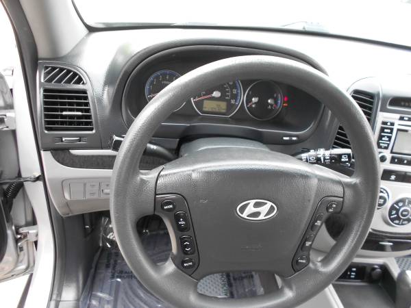 Hyundai Santa Fe GLS 4WD Tow Package Aux port **1 Year Warranty** for sale in hampstead, RI – photo 19