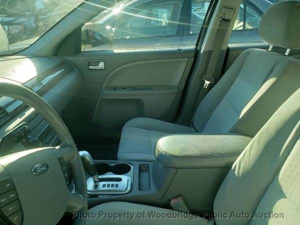 2007 *Ford* *Five Hundred* *4dr Sedan SEL FWD* Silve - cars & trucks... for sale in Woodbridge, District Of Columbia – photo 7