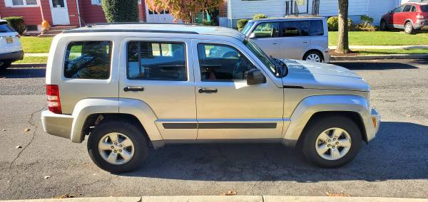 2009 JEEP LIBERTY SPORT (64,000 MILES) for sale in Clifton, NJ – photo 5