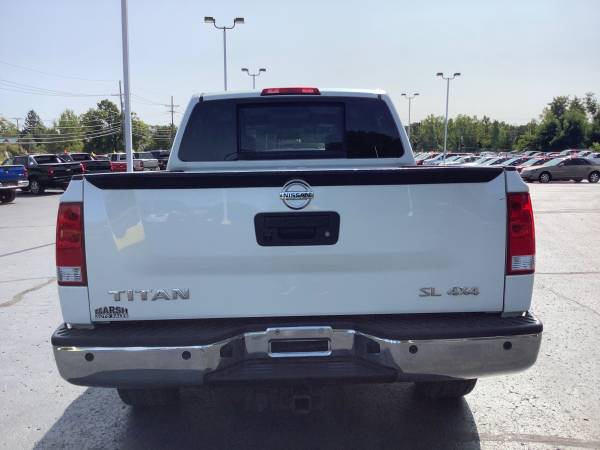 Nice! 2015 Nissan Titan SL! 4x4! Crew Cab! Finance Guaranteed! -... for sale in Ortonville, MI – photo 4