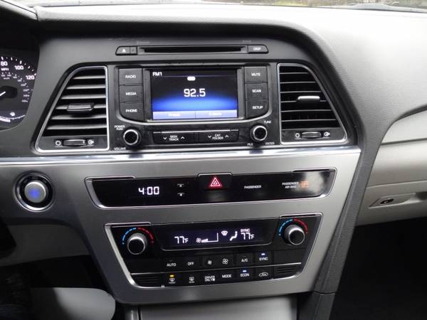 2016 Hyundai Sonata Hybrid SE 42K 1-Owner Economical Uber/Lift -... for sale in Auburn, WA – photo 16