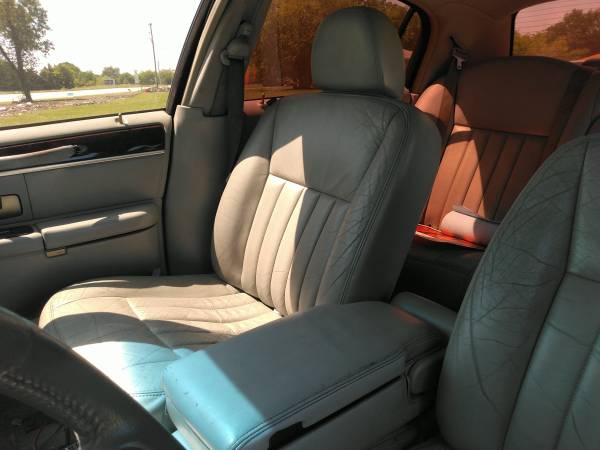 2006 lincoln towncar for sale in Melissa, TX – photo 4
