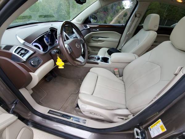 2012 Cadillac SRX Sport Utility 4D FWD V6, Flex Fuel, 3.6 Liter... for sale in Hillsboro, IL – photo 13