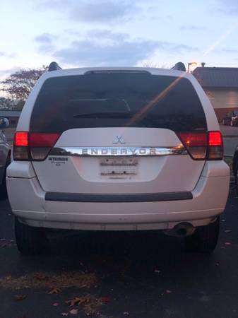 2011 Mitsubishi Endeavor SUV AWD $5000 obo - cars & trucks - by... for sale in Henrico, VA – photo 4