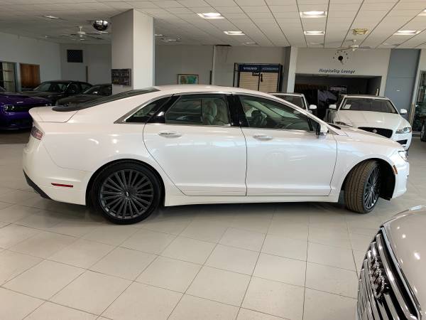 2017 Lincoln MKZ Reserve - - by dealer - vehicle for sale in Springfield, IL – photo 5
