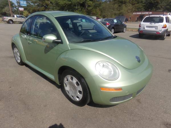 2010 VOLKSWAGEN BEETLE for sale in Sanford, NC – photo 3