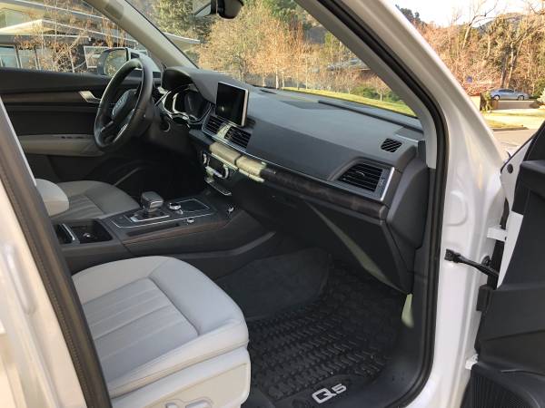 2018 Audi Q5 2.0T Prem Plus Pkg WHITE 9k miles - cars & trucks - by... for sale in Boulder, CO – photo 9