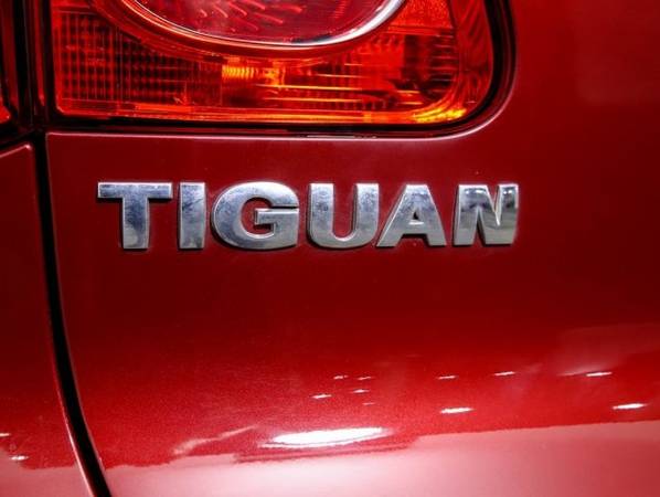2009 Volkswagen Tiguan for sale in Bloomington, MN – photo 9