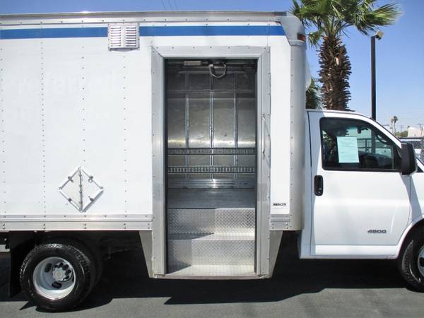 2012 Chevrolet Express Commercial Cutaway Van Box Truck with side for sale in Tucson, NM – photo 12