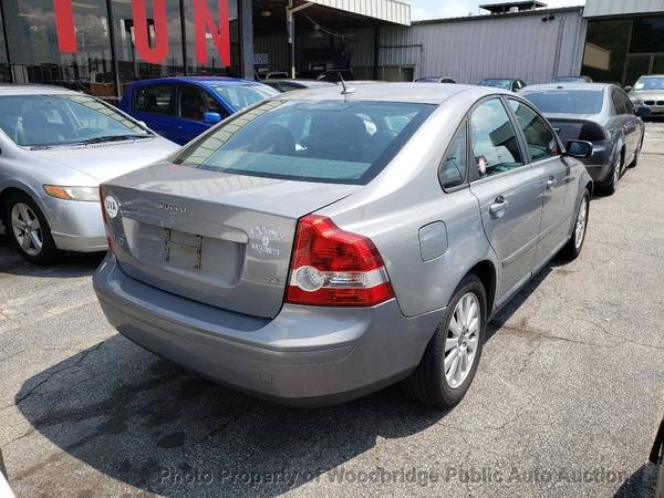 2005 Volvo S40 2 4i Gray - - by dealer - vehicle for sale in Woodbridge, District Of Columbia – photo 3