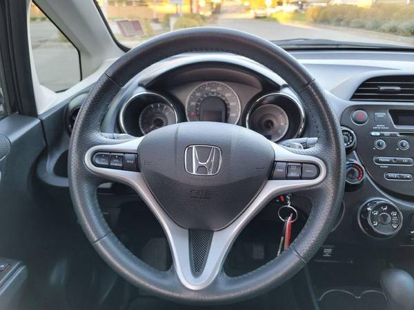 2013 Honda Fit Sport 4dr Hatchback 5A - - by dealer for sale in Lynnwood, WA – photo 19