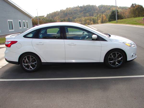 2013 Ford Focus SE 66,135 Miles - cars & trucks - by owner - vehicle... for sale in Asheville, NC – photo 8
