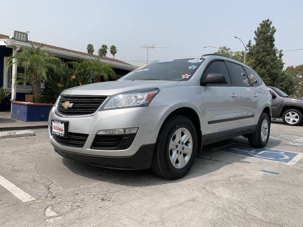 2016 *CHEVROLET* *TRAVERSE* $0 DOWN! AS LOW AS 3.99 APR! CALL📞 -... for sale in Whittier, CA – photo 3