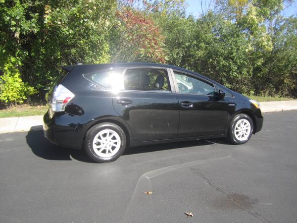 2012 Toyota Prius V Three NAVIGATION NEW TIRES - CLEAN!!! 1 OWNER!! for sale in Highland Park, TN – photo 6