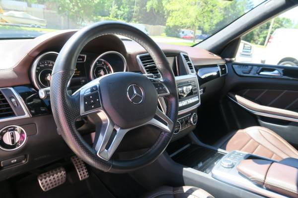 2015 Mercedes-Benz GL63 AMG 4MATIC *Low Miles, Southern, Rare... for sale in Andover, MN – photo 9