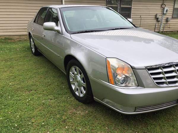 2008 Cadillac DTS for sale in Arab, AL – photo 2