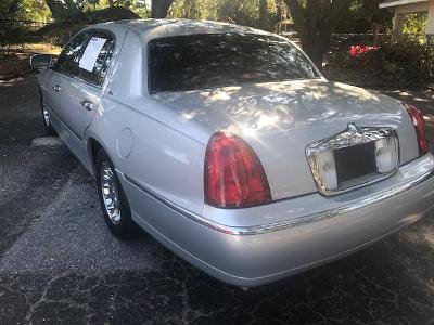 2001 LINCOLN TOWNCAR CARTIER - cars & trucks - by dealer - vehicle... for sale in Sarasota, FL – photo 6