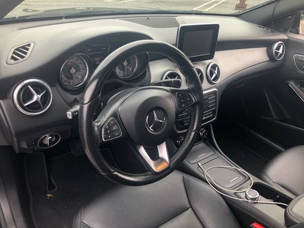 2015 Mercedes Benz CLA 250 - Very Clean! - cars & trucks - by owner... for sale in Sarasota, FL – photo 6