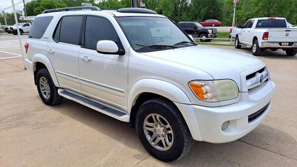 2005 Toyota Sequoia Limited 2WD WE SPECIALIZE IN TRUCKS! - cars & for sale in Broken Arrow, OK – photo 2