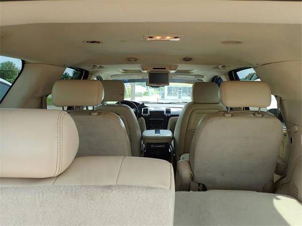 2008 Cadillac Escalade SUV Base AWD 4dr SUV - White for sale in Lansing, MI – photo 3