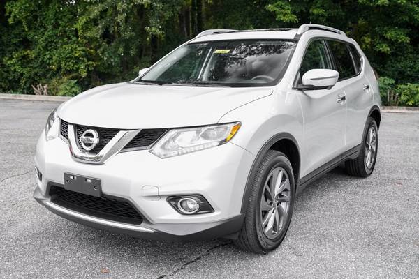 Nissan Rogue AWD SUV Navigation Leather Sunroof Rear Camera Loaded! for sale in Charleston, WV – photo 2