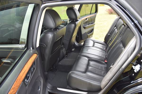 REDUCED $6K ONE-OF-A-KIND 2010 CADILLAC DTS GOLD VINTAGE SEDAN LN for sale in Ontonagon, MN – photo 20