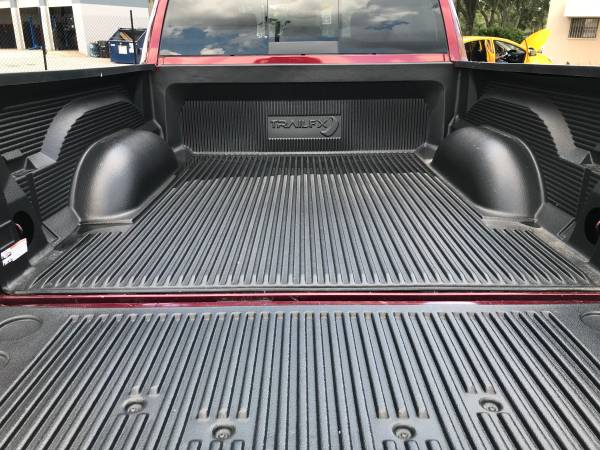 2018 Ram 1500 big horn 4x4 only 16168 miles for sale in TAMPA, FL – photo 9