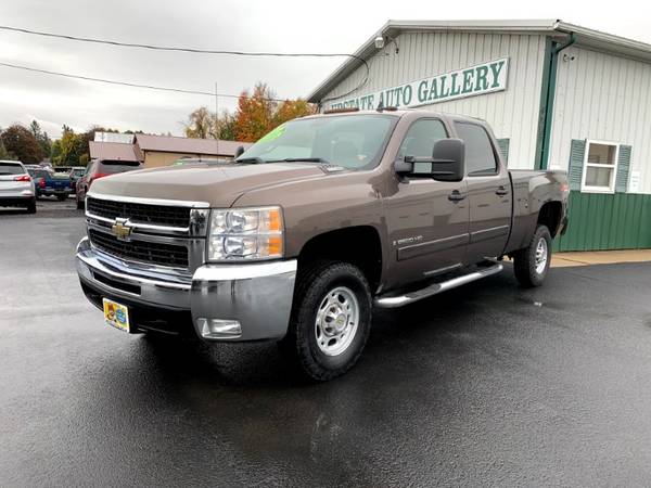 2008 Chevrolet Silverado 2500HD LT Crew Cab 4WD - cars & trucks - by... for sale in Westmoreland, NY – photo 2