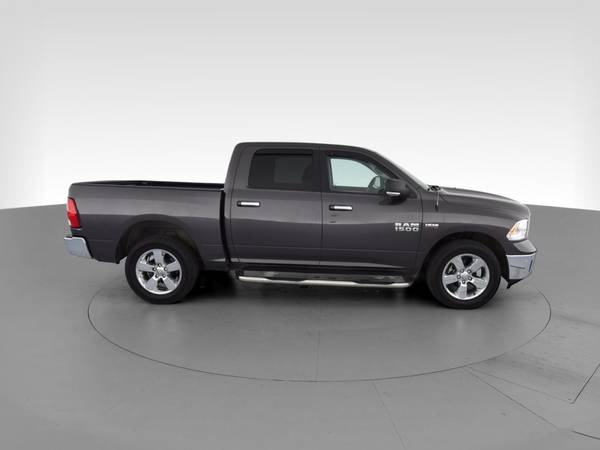 2017 Ram 1500 Crew Cab SLT Pickup 4D 5 1/2 ft pickup Gray - FINANCE... for sale in Peoria, IL – photo 13