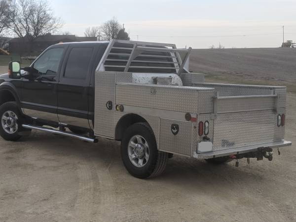 2013 Ford F-250 Super Duty XLT Pickup 4D for sale in Dodgeville, WI – photo 8