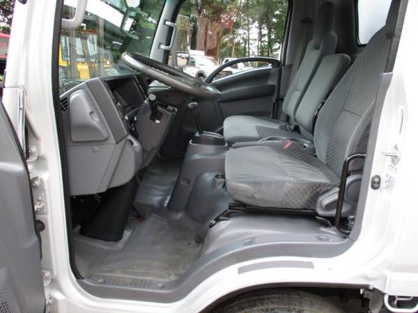 2011 Isuzu NRR 12 BEVERAGE BODY ** SIDE DOOR TRUCK ** - cars &... for sale in south amboy, KY – photo 7