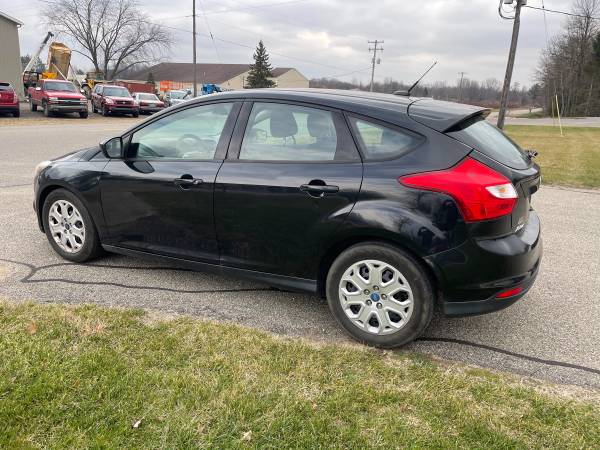 Nice 2012 Ford Focus Low Miles - cars & trucks - by owner - vehicle... for sale in Holland , MI – photo 6