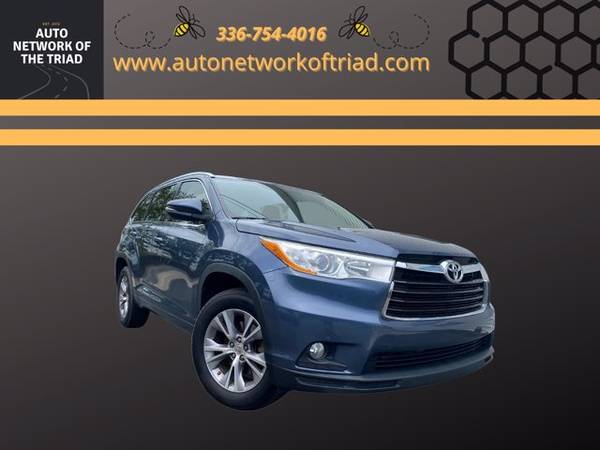 2014 Toyota Highlander Xle - - by dealer - vehicle for sale in Walkertown, NC – photo 2