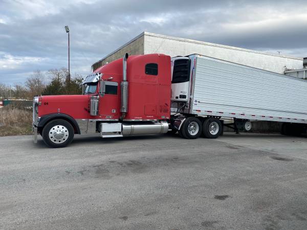 Freightliner XL Classic - cars & trucks - by owner - vehicle... for sale in Hampton, VA – photo 3