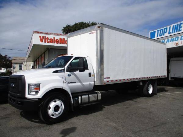 2016 Ford Super Duty F-650 Straight Frame 24 FOOT BOX TRUCK LIFT... for sale in south amboy, MS – photo 2