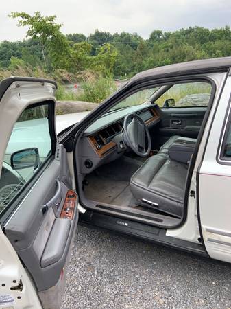 94 Lincoln town car Cartier - cars & trucks - by owner - vehicle... for sale in Carthage, NY – photo 13