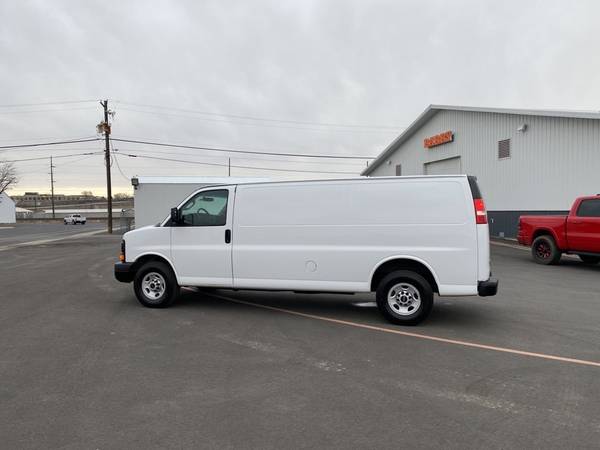 2016 GMC Savana Cargo Van RWD 2500 155 White for sale in Wenatchee, WA – photo 3