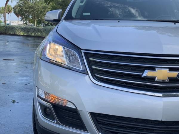 2017 Chevrolet Traverse LT for sale in Hialeah, FL – photo 15