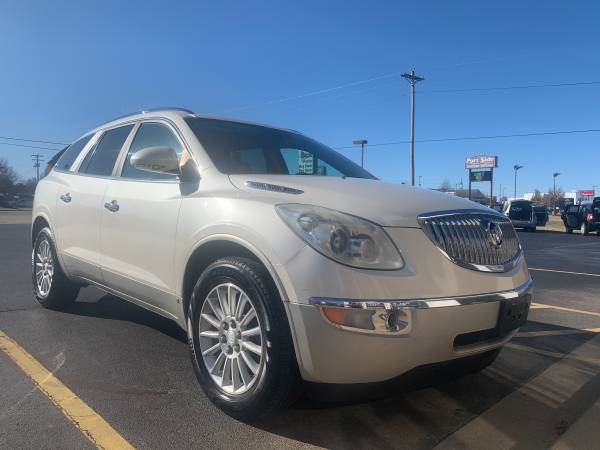 2008 Buick Enclave CXL - $1,000 DOWN - Easy financing - cars &... for sale in Springdale, AR – photo 2