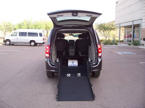 2018 Dodge Grand Caravan SE Wheelchair Handicap Mobility Van Best Buy for sale in Phoenix, AZ – photo 10